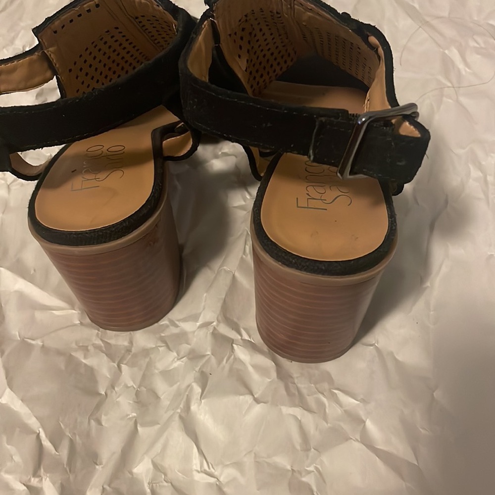 Size 6m - Picture 3 of 5
